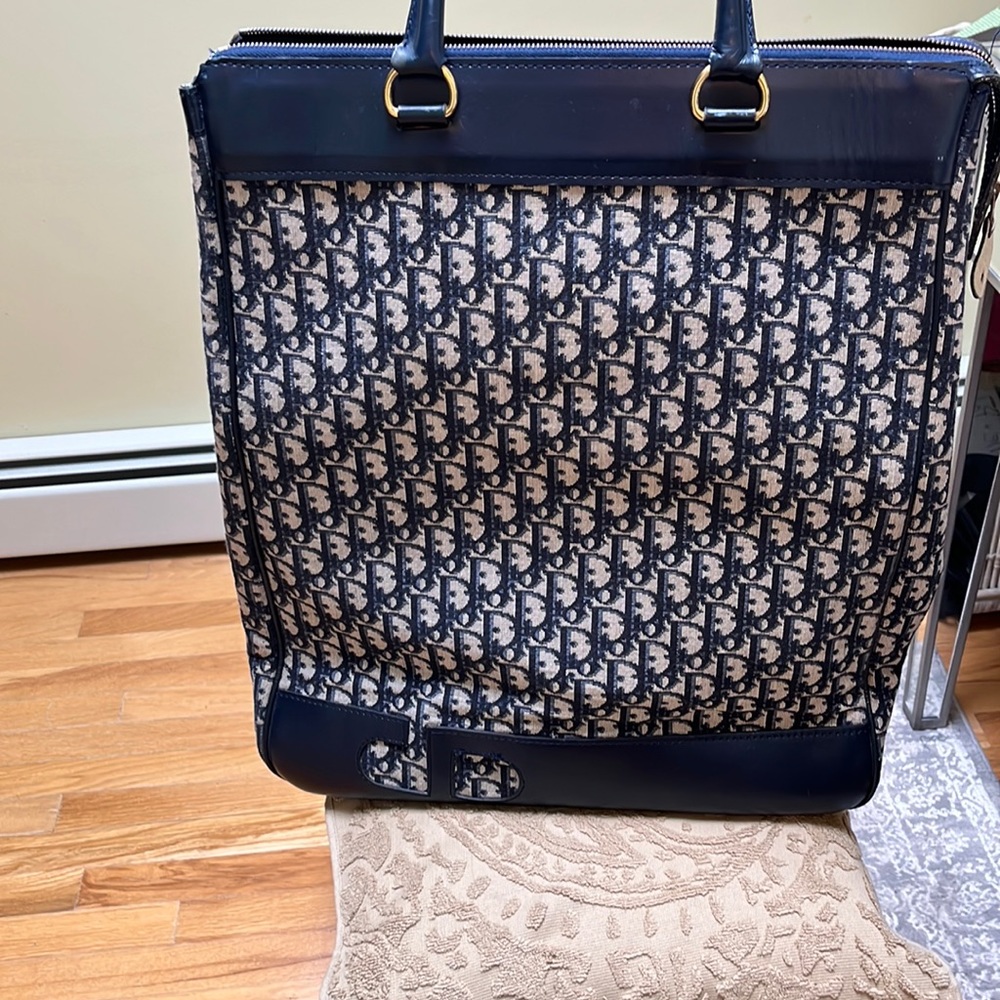 Like New !! Christian Dior travel  bag